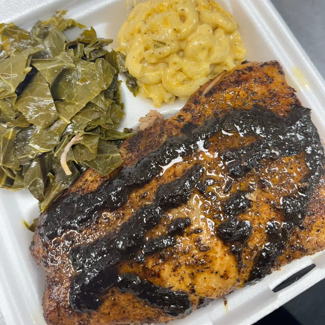 Jerk Salmon Entree (Includes Rice & Peas or White Rice).